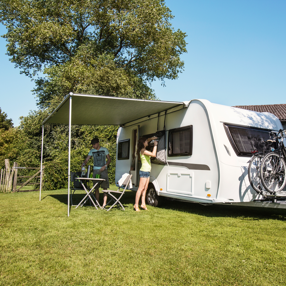 Thule Omnistor 1200 (2,30x2,00 м)